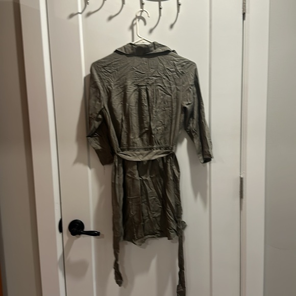 Green S dress - Picture 2 of 2